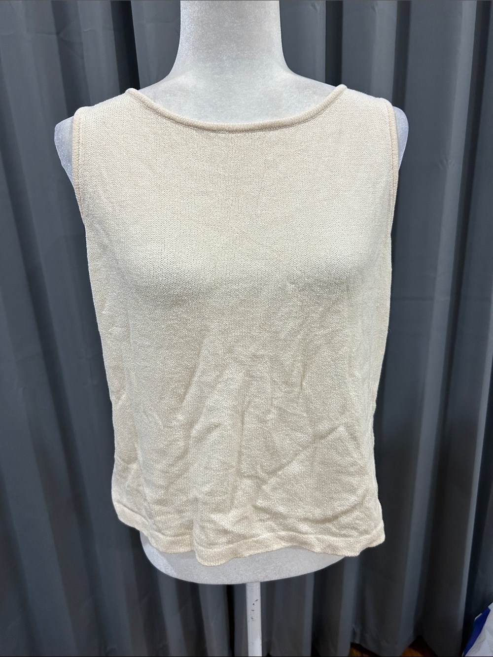 St. John Cream Textured Sleeveless Tank